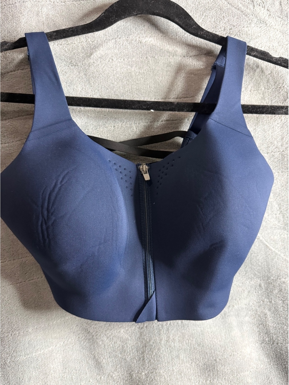Victoria’s Secret VSX Featherweight Max Front Zip High Impact Sports Bra 36D